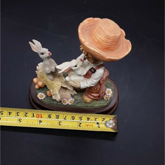 Vintage Da VINCI COLLECTION figurine 5.5" Farm Boy W Rabbits Excellent Condition - Picture 11 of 11